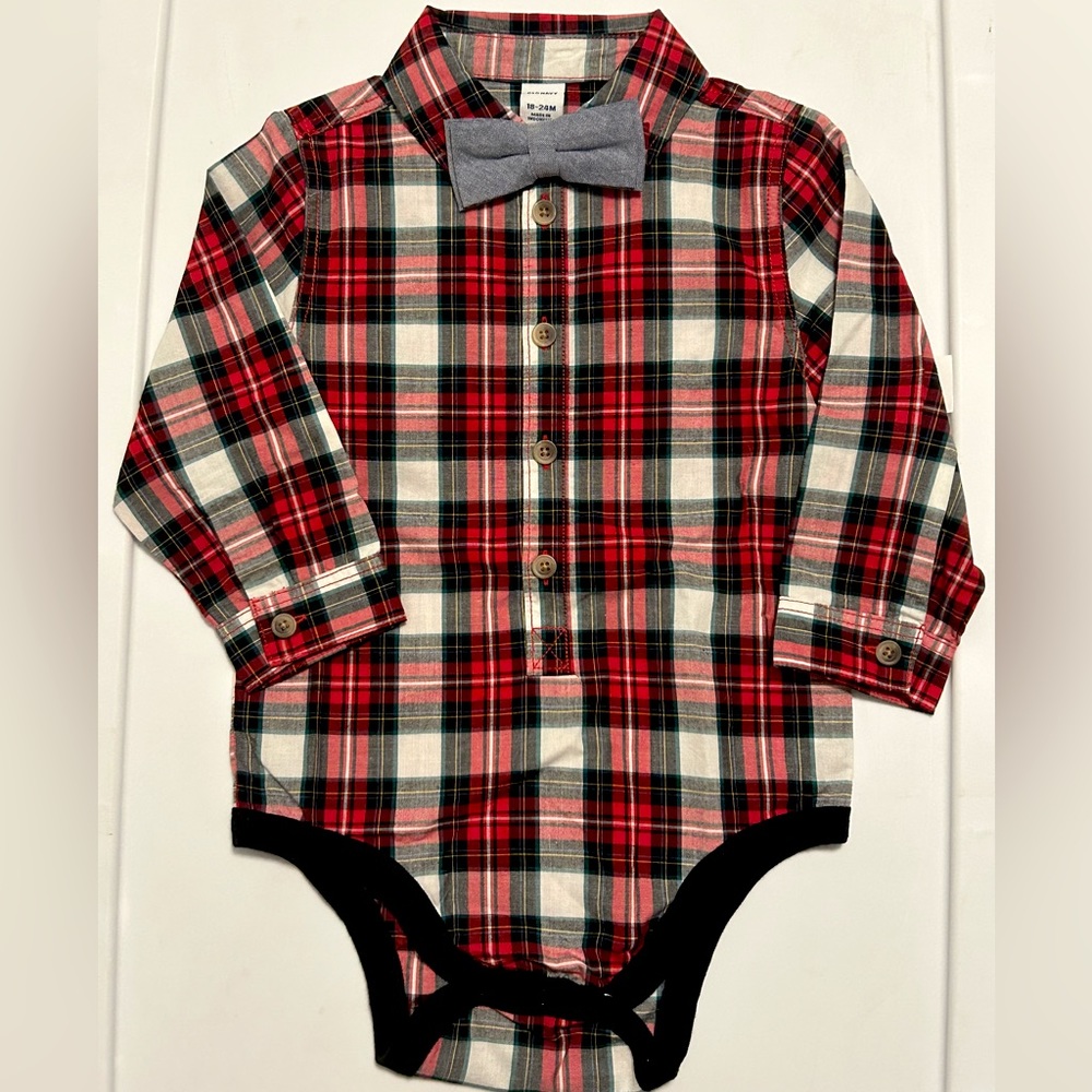 Old Navy button down onesie. NWT. 18-24 months.